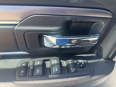 Used 2021 RAM 1500 Classic Warlock w/ Electronics Group AWD/4WD image 9