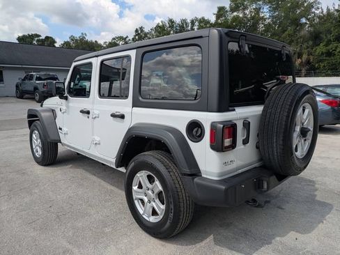 Used 2022 Jeep Wrangler Unlimited Sport AWD/4WD image 6