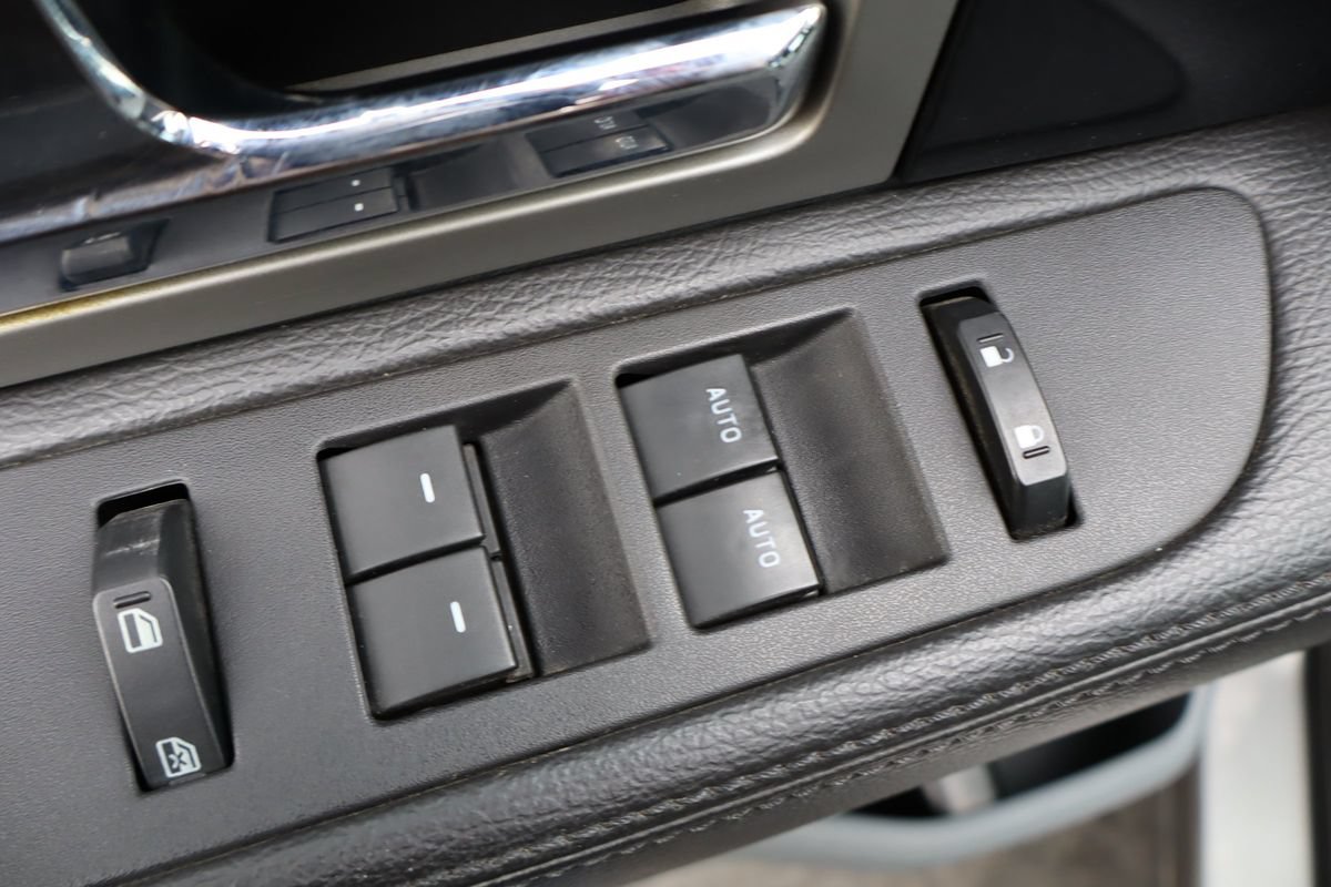 Used 2012 Ford F150 Platinum AWD/4WD image 27