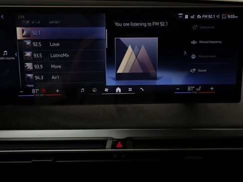 New 2026 BMW iX xDrive60 w/ M Sport Package image 9