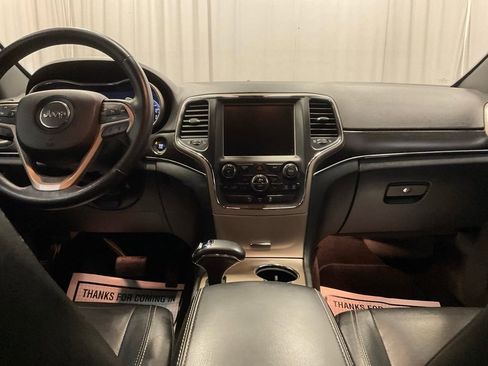 Used 2014 Jeep Grand Cherokee Limited w/ Trailer Tow Group IV AWD/4WD image 8