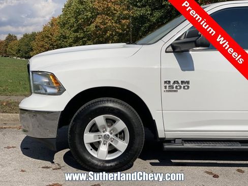 Used 2022 RAM 1500 Classic SLT w/ Electronics Group image 10