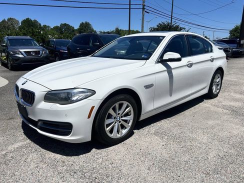Used 2014 BMW 528i xDrive Sedan AWD/4WD image 3