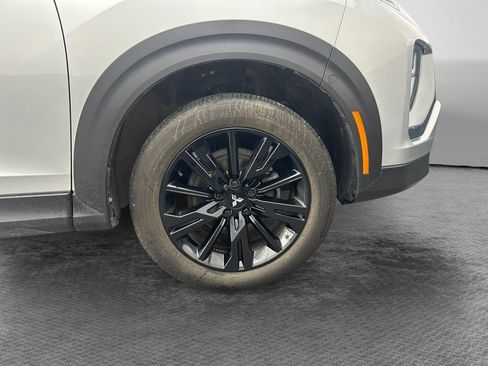 Used 2024 Mitsubishi Eclipse Cross AWD image 11