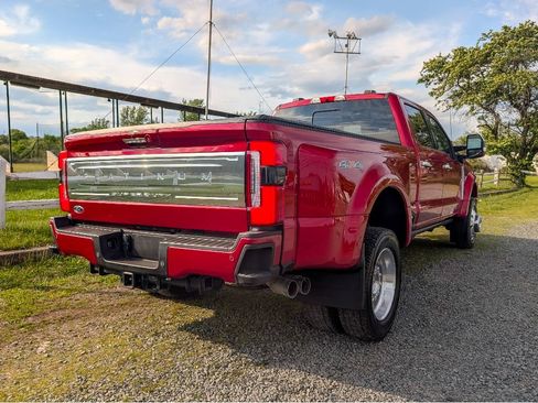 Used 2023 Ford F450 Platinum AWD/4WD image 5