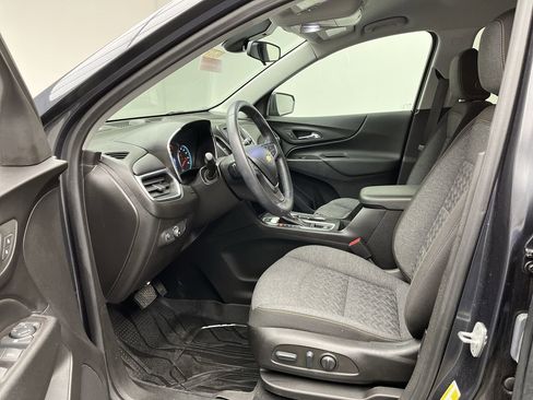 Certified 2022 Chevrolet Equinox LT AWD/4WD image 3