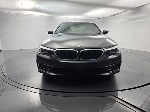 Used 2019 BMW 530e RWD image 2