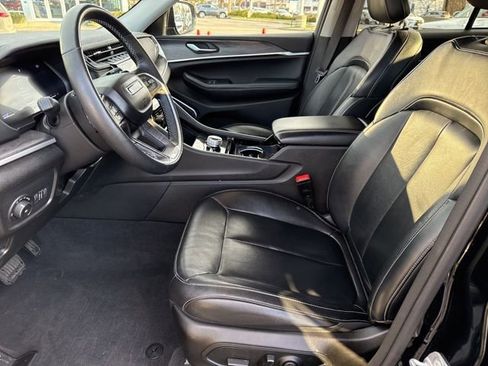 Certified 2022 Jeep Grand Cherokee Limited image 21