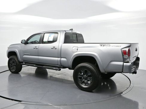 Used 2020 Toyota Tacoma TRD Sport RWD image 5