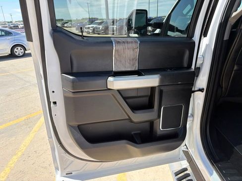 Used 2019 Ford F450 Lariat w/ Lariat Ultimate Package AWD/4WD image 25