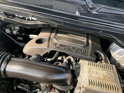 Used 2019 RAM 1500 Tradesman AWD/4WD image 33