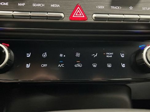 Used 2026 Hyundai Palisade Calligraphy AWD/4WD image 18