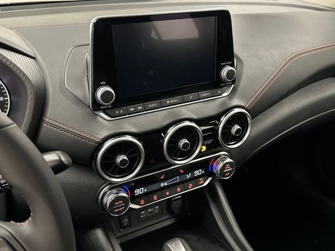 New 2025 Nissan Sentra SR w/ Midnight Edition image 11