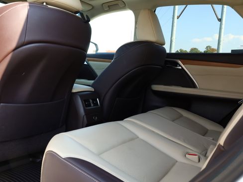 Used 2017 Lexus RX 350 FWD w/ Premium Package image 31