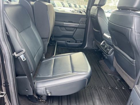 Used 2022 Ford F150 XLT w/ Equipment Group 302A High image 13