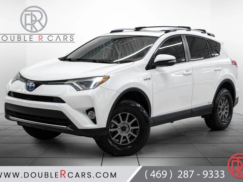 Used 2017 Toyota RAV4 XLE w/ All Weather Liner Package AWD/4WD image 1