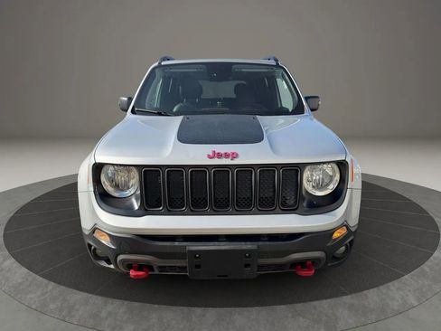 Used 2021 Jeep Renegade Trailhawk w/ Sun & Sound Group AWD/4WD image 2