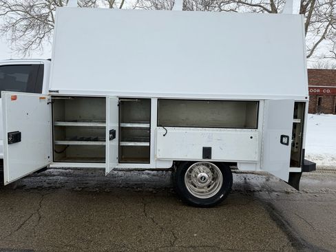 Used 2020 Ford F550 4x4 Regular Cab Super Duty image 31