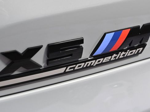 Used 2025 BMW X5 M Competition w/ Executive Package image 23