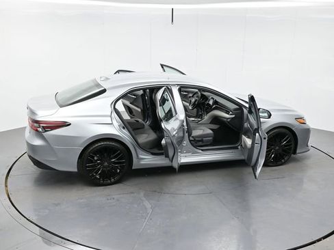 Used 2022 Toyota Camry LE image 42