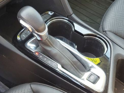 Used 2023 Buick Encore GX Essence w/ Experience Buick Package image 27