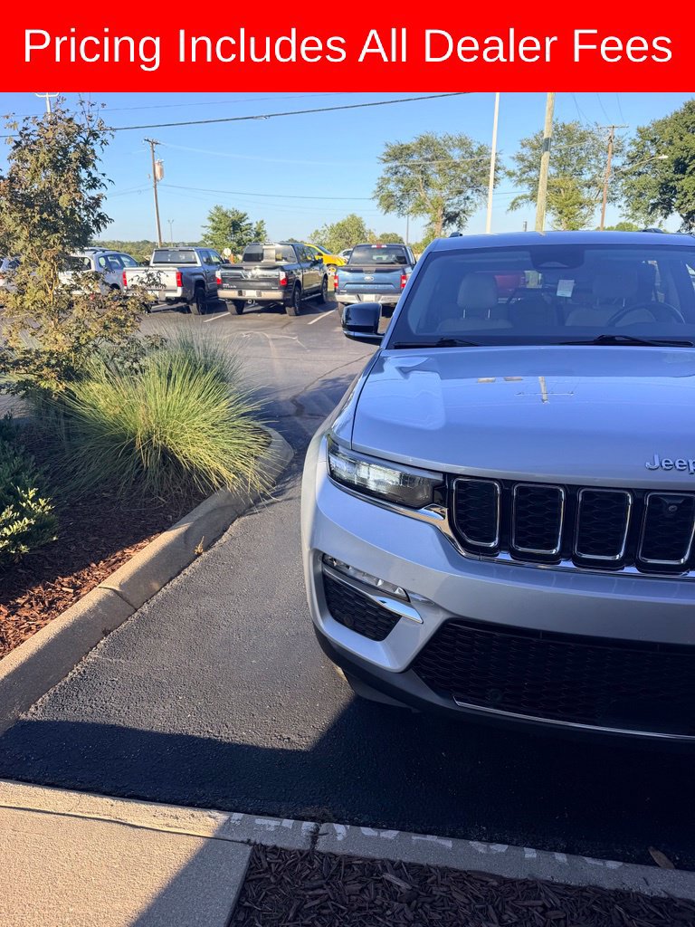 Used 2022 Jeep Grand Cherokee Limited w/ Luxury Tech Group II RWD image 1