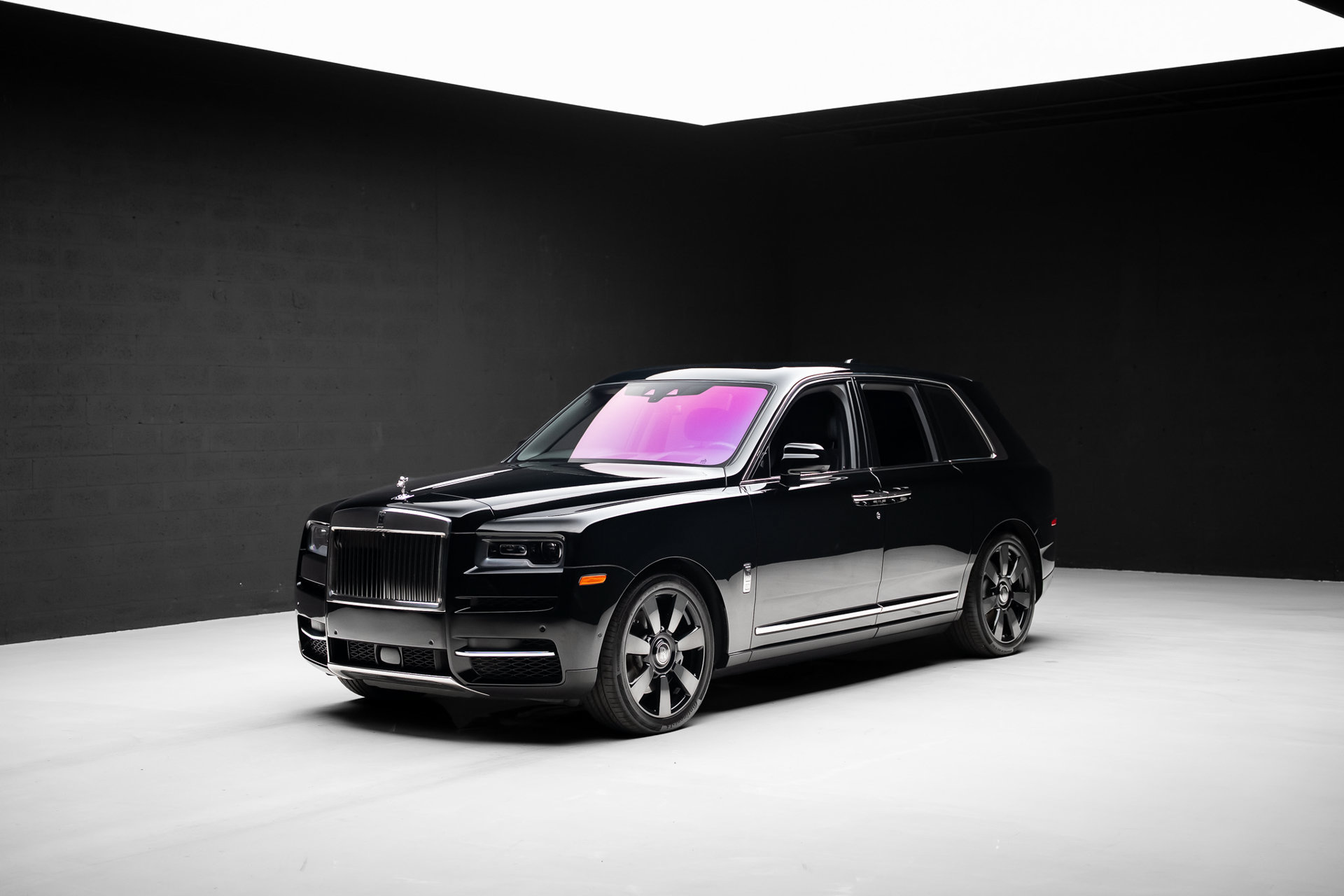 Used 2022 Rolls-Royce Cullinan w/ Technology Package AWD/4WD image 5