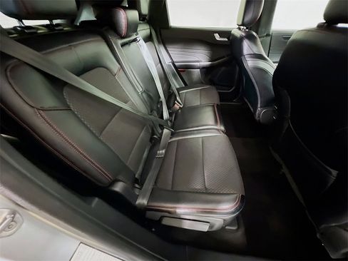 Used 2024 Ford Escape ST-Line image 24