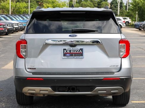 Certified 2021 Ford Explorer XLT w/ Equipment Group 202A AWD/4WD image 28