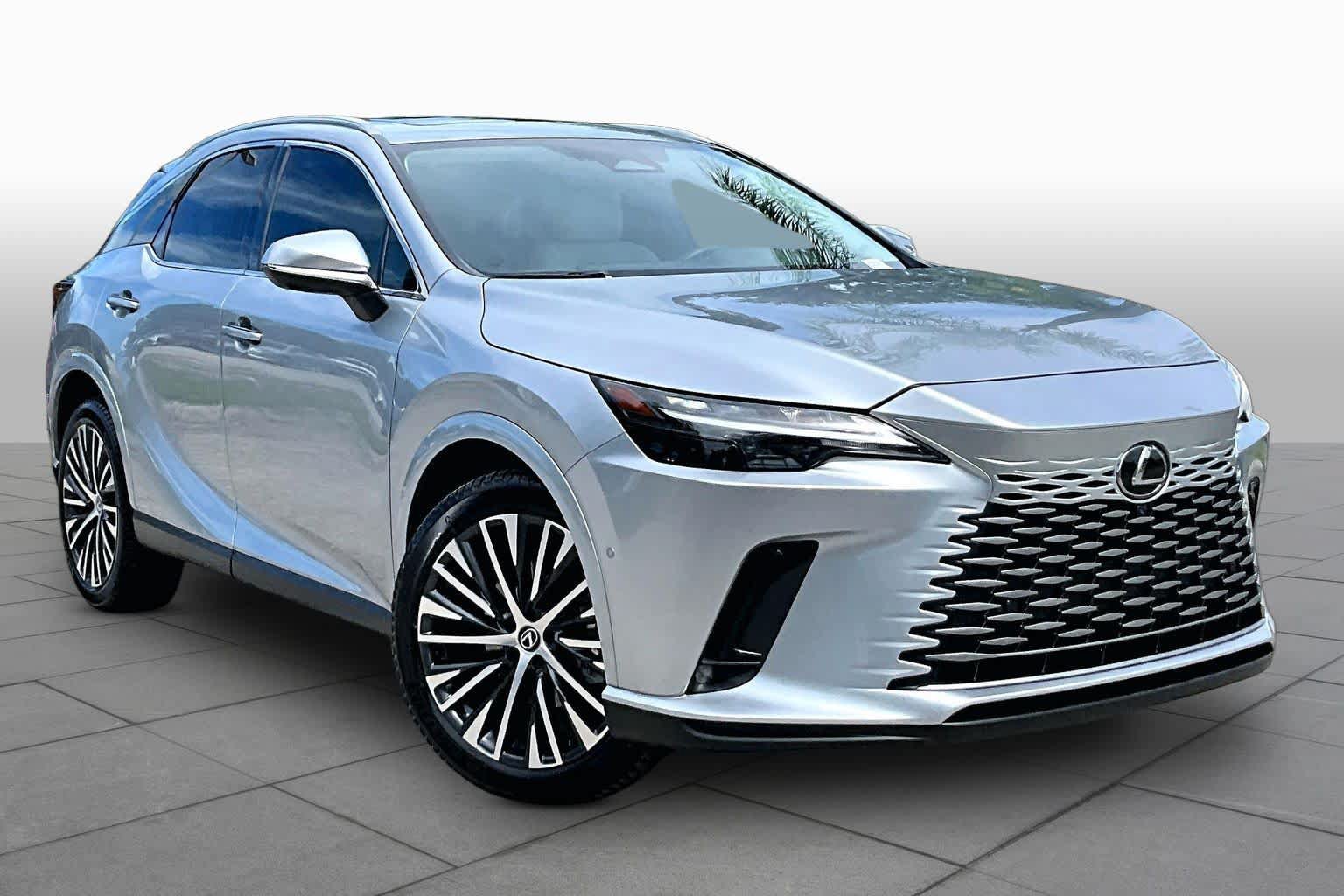 Used 2024 Lexus RX 350 Premium Plus w/ Convenience Package FWD image 3
