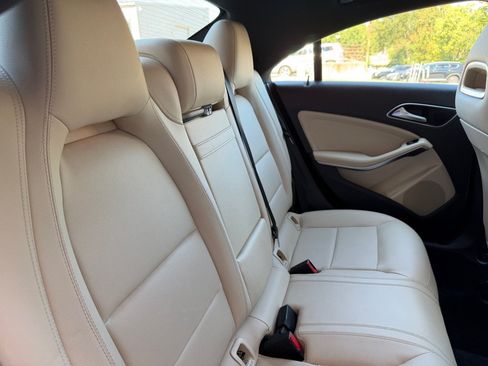 Used 2019 Mercedes-Benz CLA 250 4MATIC image 23