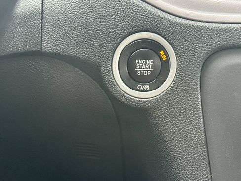 Certified 2023 Dodge Charger SXT image 21