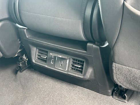 Used 2025 Chevrolet Silverado 1500 LT RWD image 44