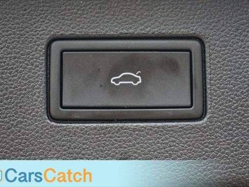 Used 2022 Volkswagen Atlas SE image 45