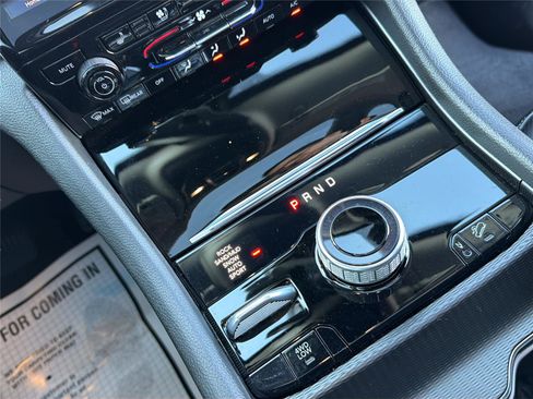 Used 2023 Jeep Grand Cherokee 30th Anniversary image 16