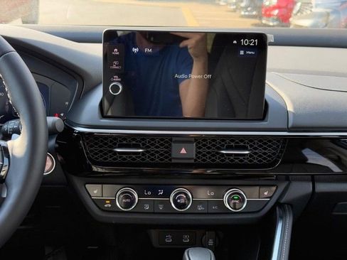 Certified 2025 Acura ADX AWD image 9