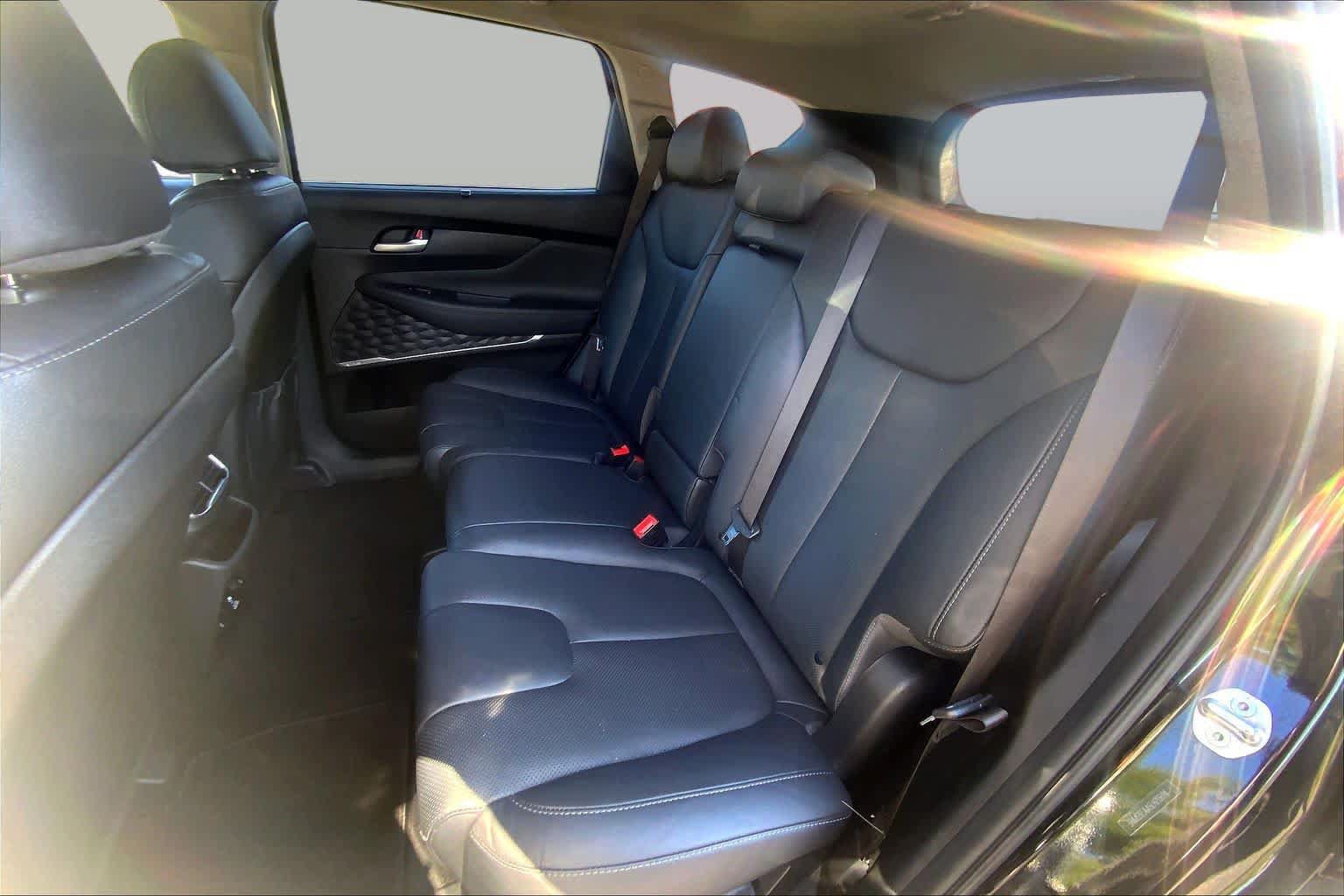Used 2020 Hyundai Santa Fe Limited AWD/4WD image 19