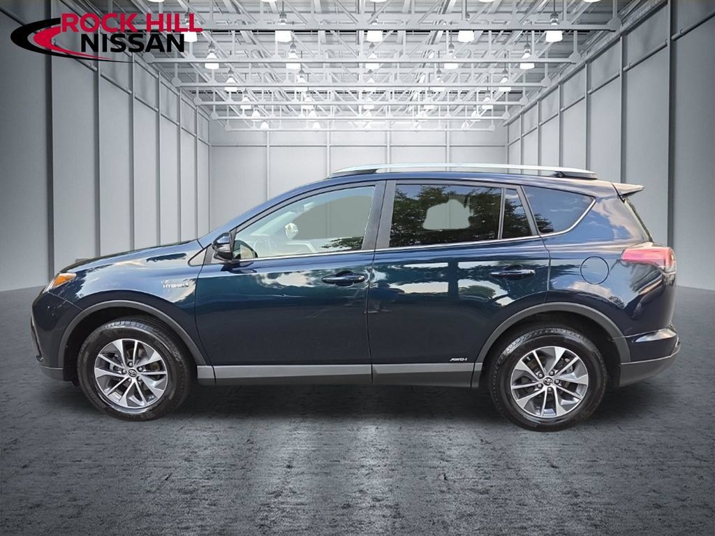 Used 2017 Toyota RAV4 XLE w/ All Weather Liner Package AWD/4WD image 4