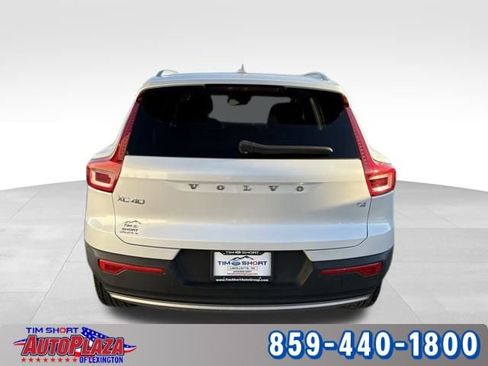 Used 2021 Volvo XC40 T4 Momentum w/ Protection Package Premier FWD image 10