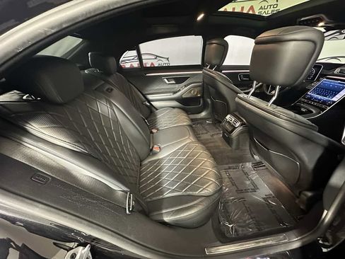 Used 2021 Mercedes-Benz S 580 4MATIC Sedan w/ AMG Line image 29