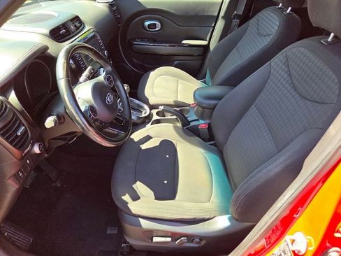 Used 2015 Kia Soul ! w/ Sun & Sound Package FWD image 9