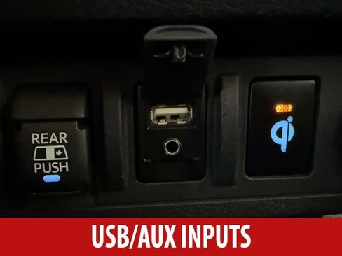 Used 2019 Toyota Tacoma TRD Off-Road AWD/4WD image 17