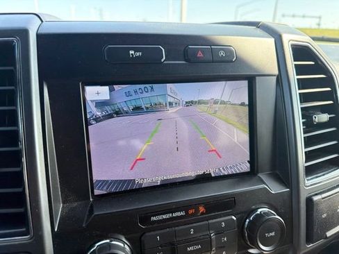 Used 2019 Ford F150 XLT w/ Equipment Group 302A Luxury AWD/4WD image 9