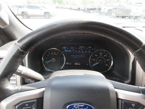Used 2020 Ford F150 Platinum w/ Equipment Group 701A Luxury AWD/4WD image 34