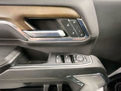 Used 2024 Chevrolet Silverado 2500 High Country w/ Technology Package image 24