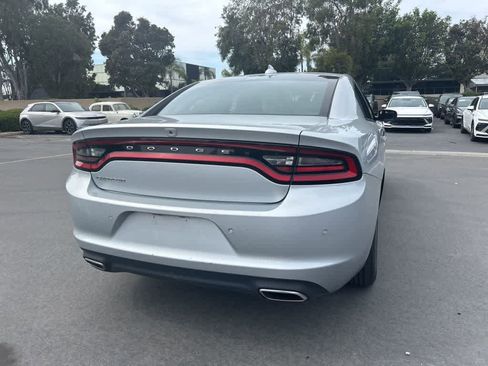Used 2023 Dodge Charger SXT image 3