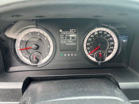 Used 2016 RAM 1500 Express AWD/4WD image 11