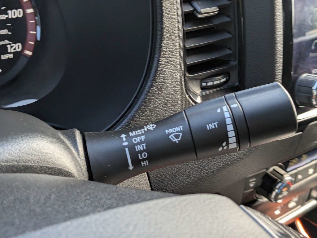 Used 2023 Nissan Frontier Pro-X w/ Technology Package RWD image 23