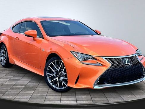 Used 2016 Lexus RC 200t RWD image 12