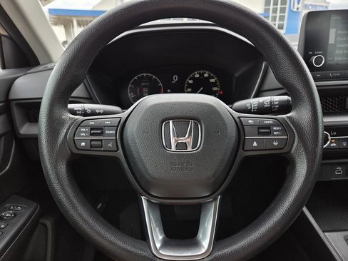 Used 2024 Honda CR-V LX image 21